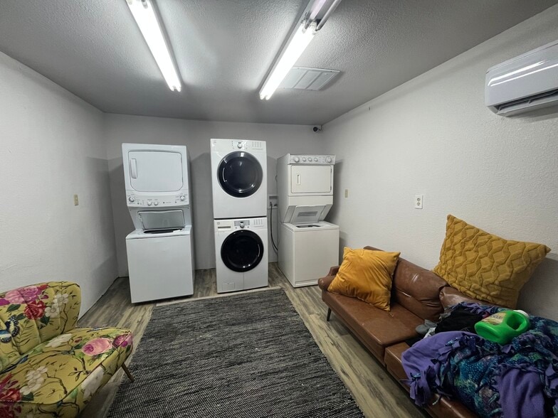 More Photos Of 3304 SW 40th St, Oklahoma City Apartments For Sale