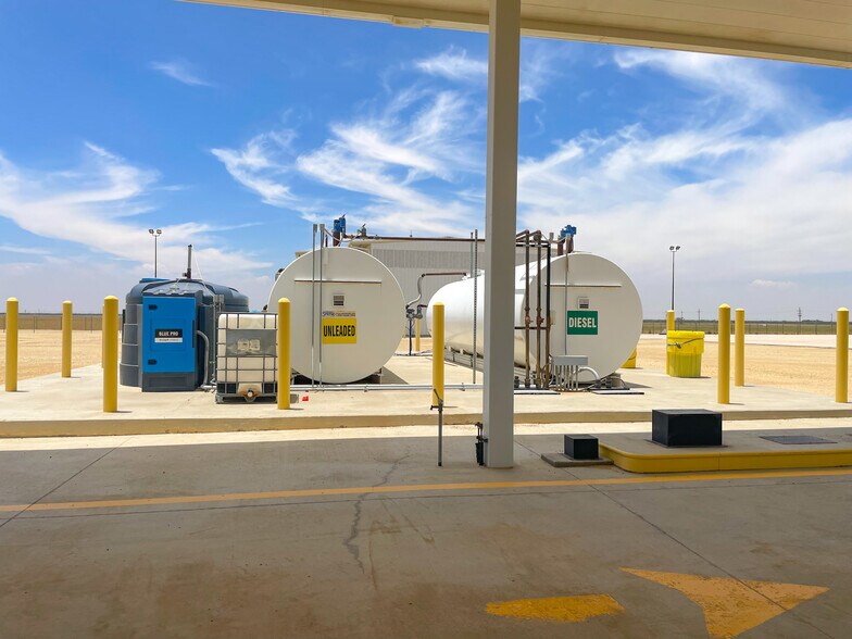 More Photos Of 2625 Co 180 rd, Garden City Manufacturing For Sale