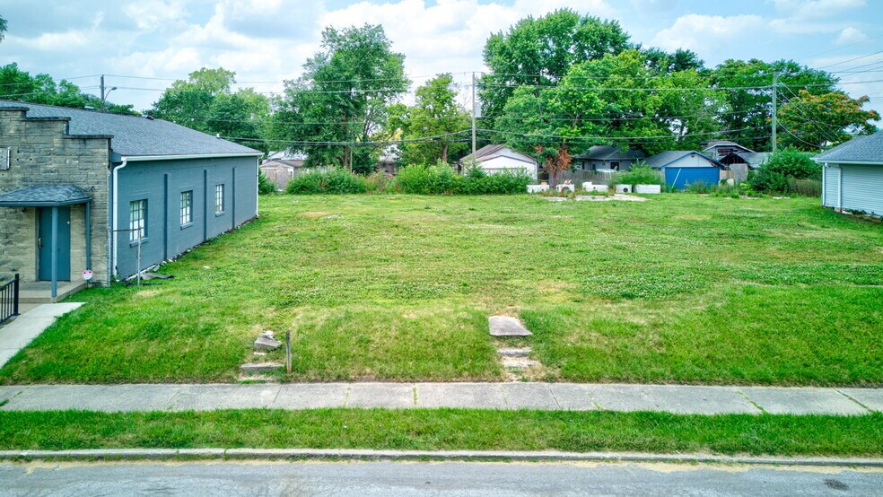 More Photos Of 2044 N Olney St, Indianapolis Land For Sale