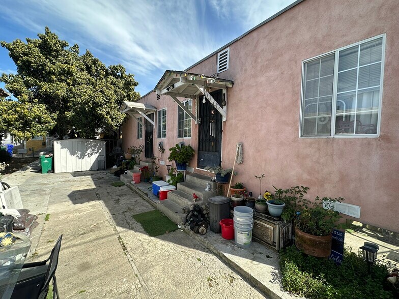 More Photos Of 2049 Julian Ave, San Diego Multifamily For Sale