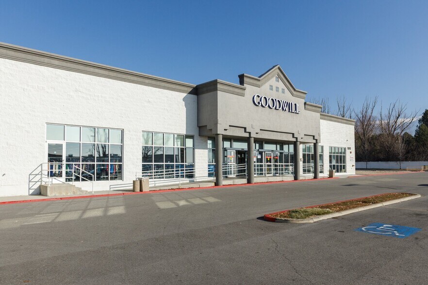 More Photos Of 1010 W Hill Field Rd, Layton Land For Lease