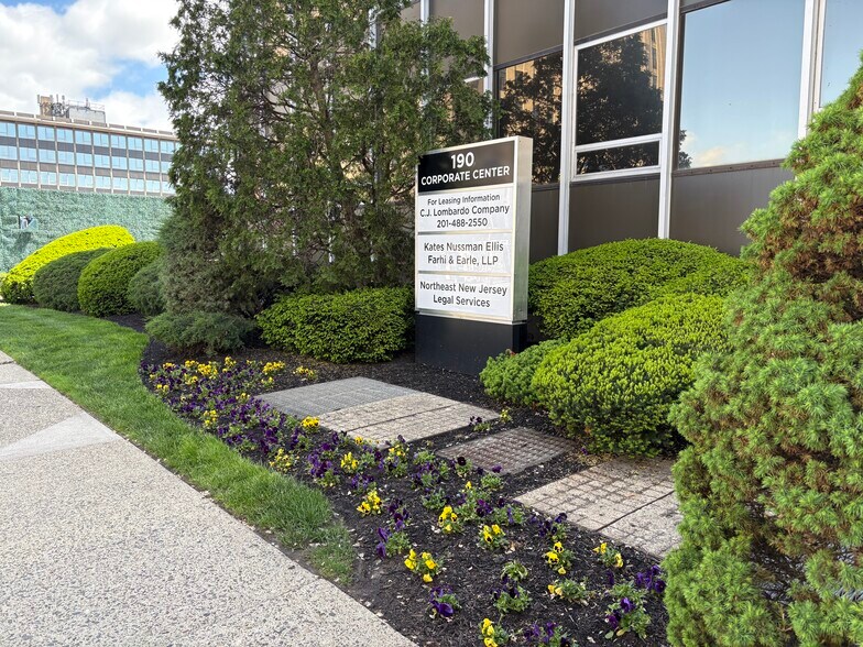 More Photos Of 190 Moore St, Hackensack Office For Lease
