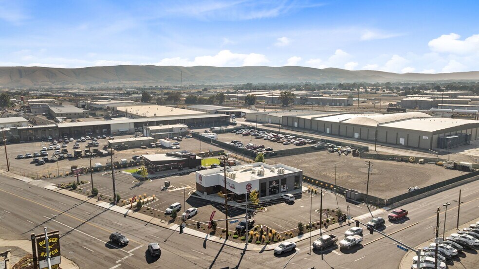 More Photos Of 1802 1st, Yakima Restaurant For Sale