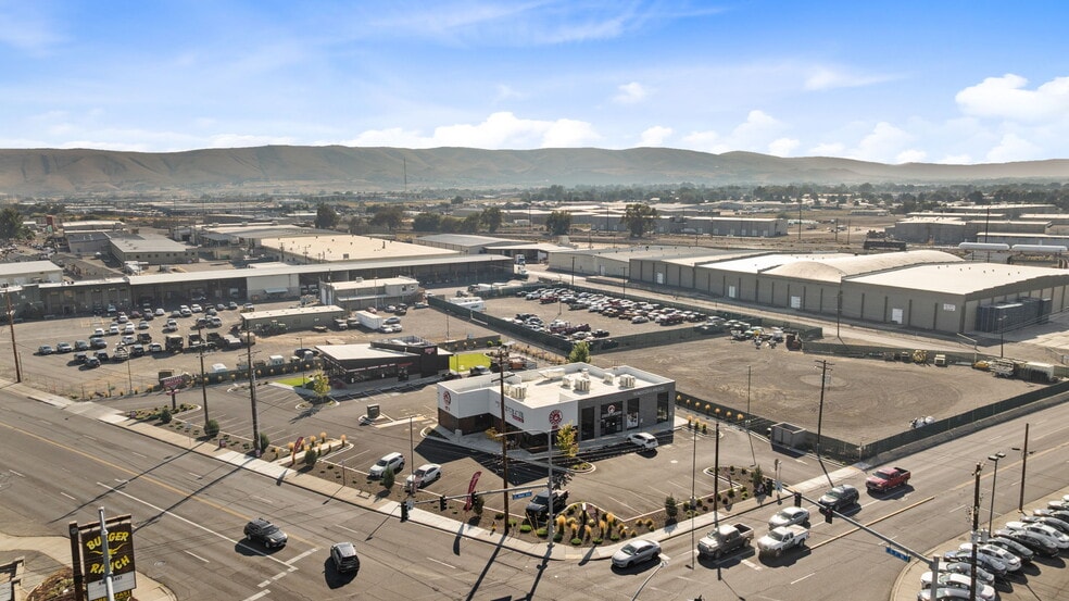 More Photos Of 1802 1st, Yakima Restaurant For Lease