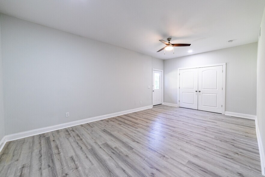 More Photos Of 910 Old Abbeville Rd, Eufaula Specialty For Sale