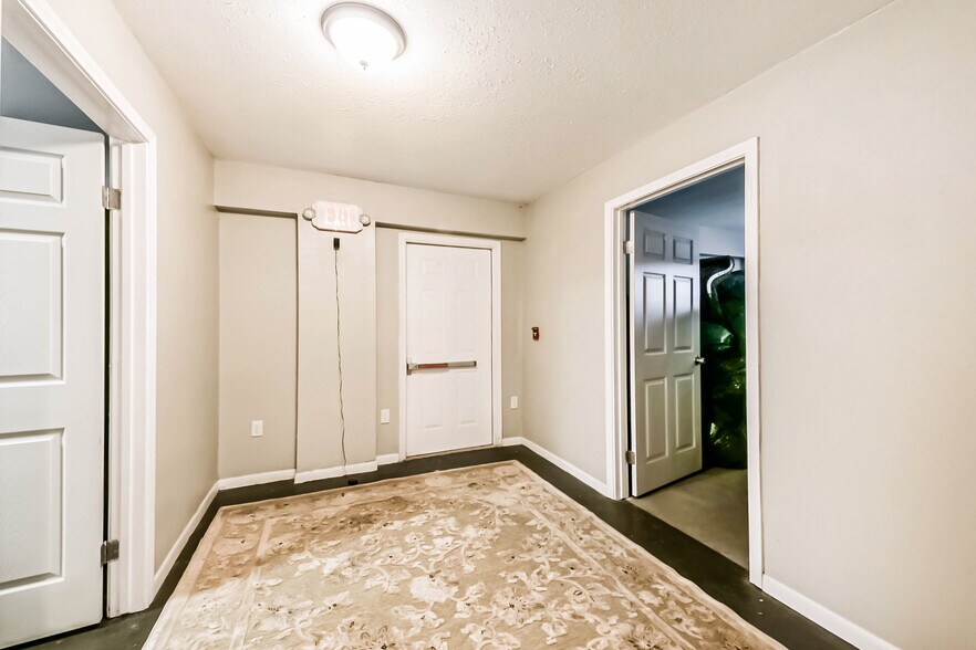 More Photos Of 1270 CR 2293, Cleveland Assisted Living For Sale