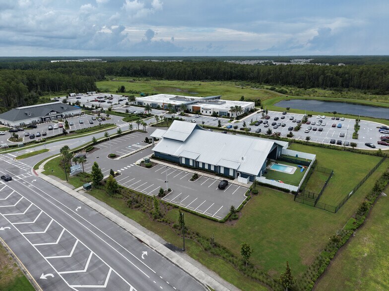More Photos Of 16719 Balance Cv, Land O' Lakes Office For Sale
