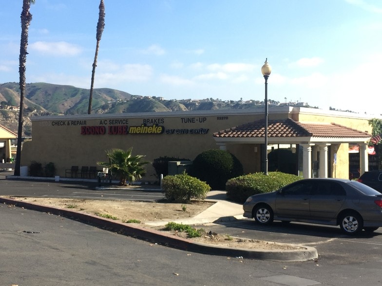 More Photos Of 22200-22290 La Palma, Yorba Linda Unknown For Lease