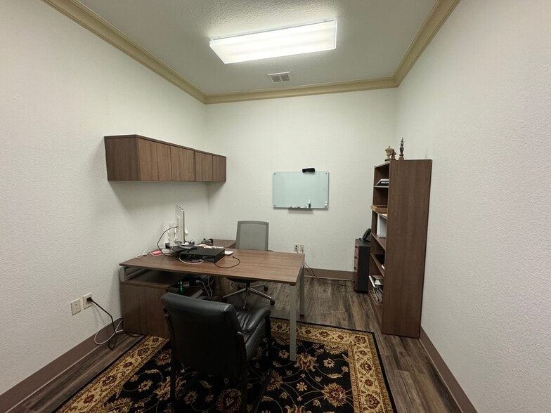 More Photos Of 2271 E Continental Blvd, Southlake Medical For Lease