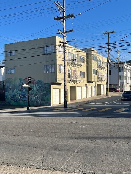 More Photos Of 1-5 Lowell St, San Francisco Apartments For Sale