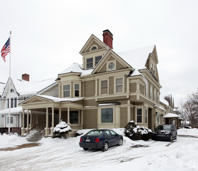 Primary Photo Of 601 S Jackson St, Jackson Office For Lease