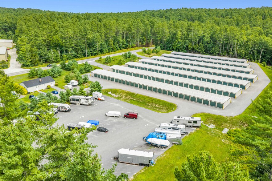 Primary Photo Of 250-260 Proctor Hill Rd, Hollis Self Storage For Sale