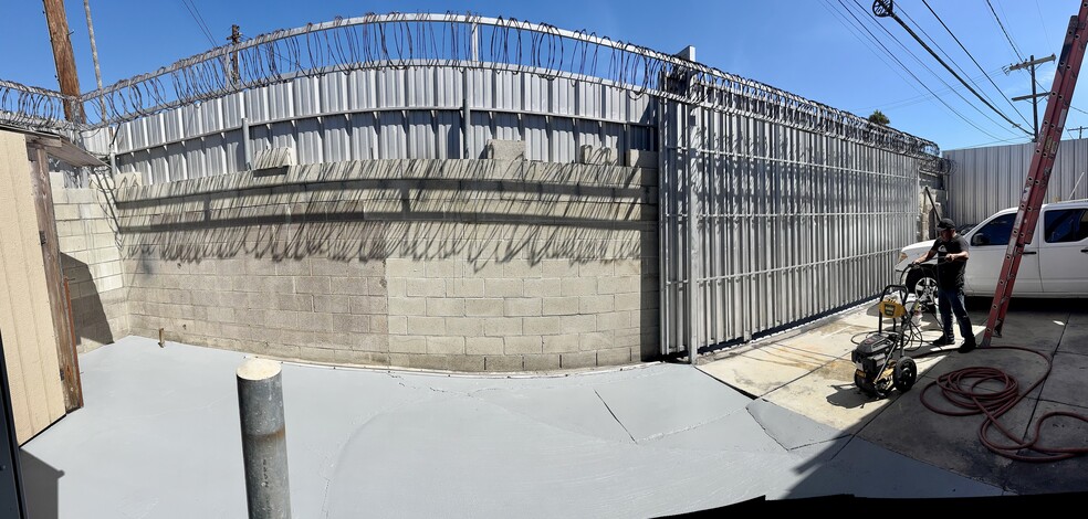 More Photos Of 3121 W Jefferson Blvd, Los Angeles Storefront Retail Office For Lease
