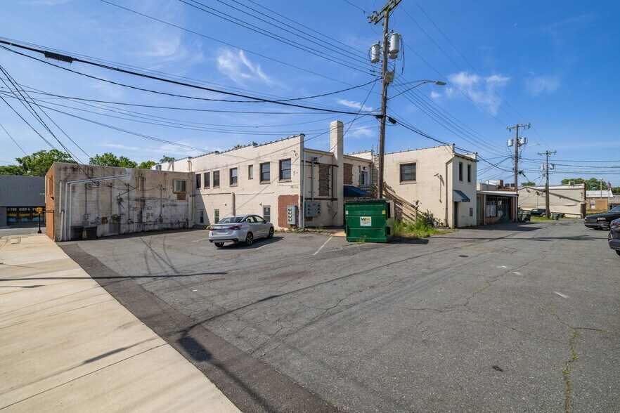 More Photos Of 637-639 Washington St, Eden Storefront For Sale