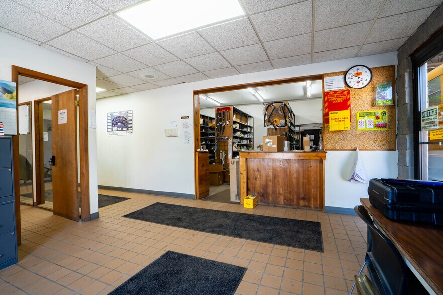 More Photos Of 613 Middleville Rd, Herkimer General Retail For Lease