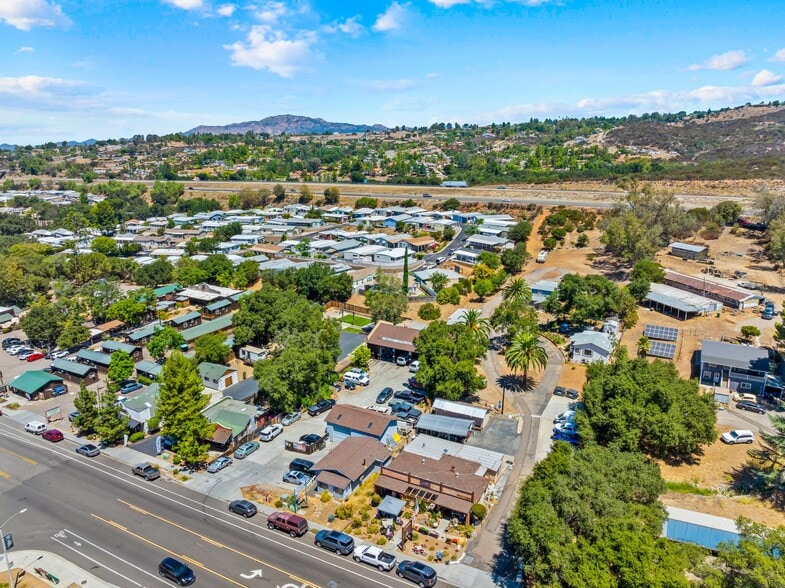 More Photos Of 2562 Alpine Blvd, Alpine Storefront Retail Residential For Sale