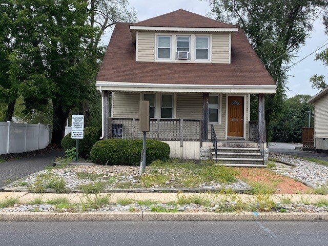 More Photos Of 117 E. Laurel Rd, Stratford Medical For Lease