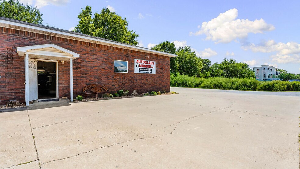 More Photos Of 65 W Main St, Farmington Freestanding For Sale