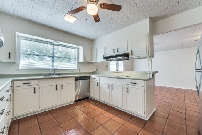 More Photos Of 101 Pine View Dr, Boerne Office Residential For Lease