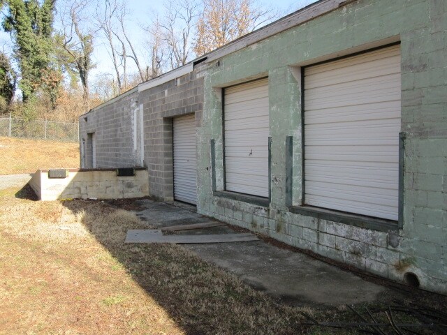 More Photos Of 3125 Salem Tpke NW, Roanoke Warehouse For Sale