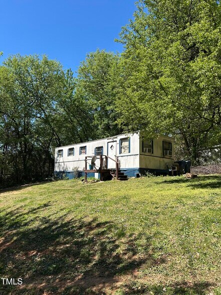 More Photos Of 218 37th St SW, Hickory Manufactured Housing Mobile Home Park For Sale