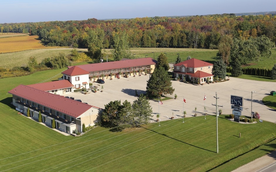 Primary Photo Of 8500 Road 164, Listowel Hotel For Sale