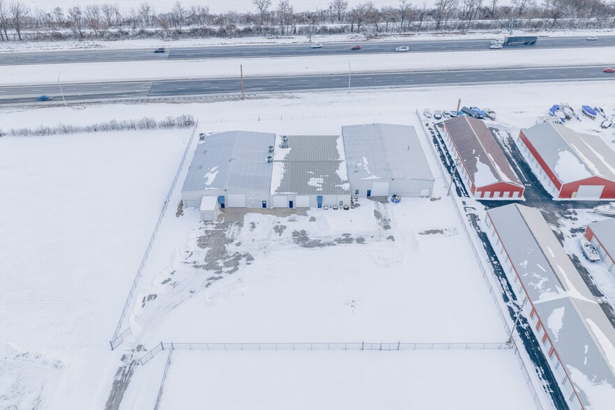 More Photos Of 1805-1811 Sawmill Pky, Huron Warehouse For Sale