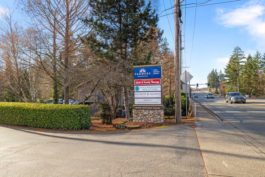 More Photos Of 104 Tremont Ave, Port Orchard Medical For Sale