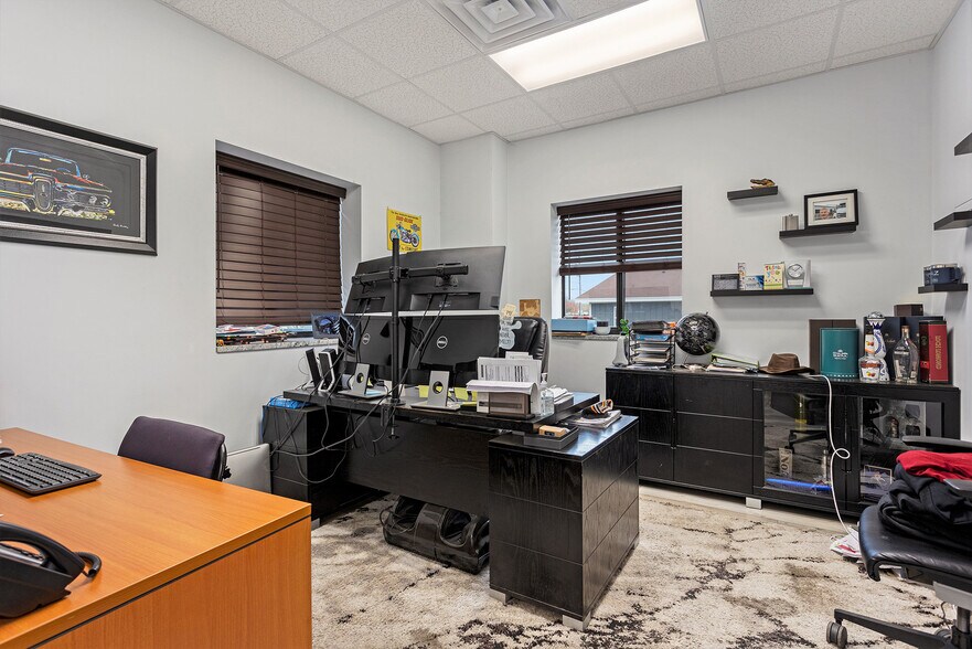 More Photos Of 7532 Clyde Park Ave SW, Byron Center Truck Terminal For Sale