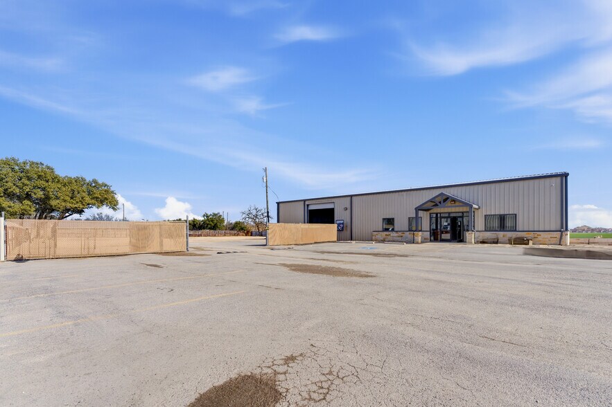 Primary Photo Of 1511 S Graham St, Stephenville General Retail For Sale