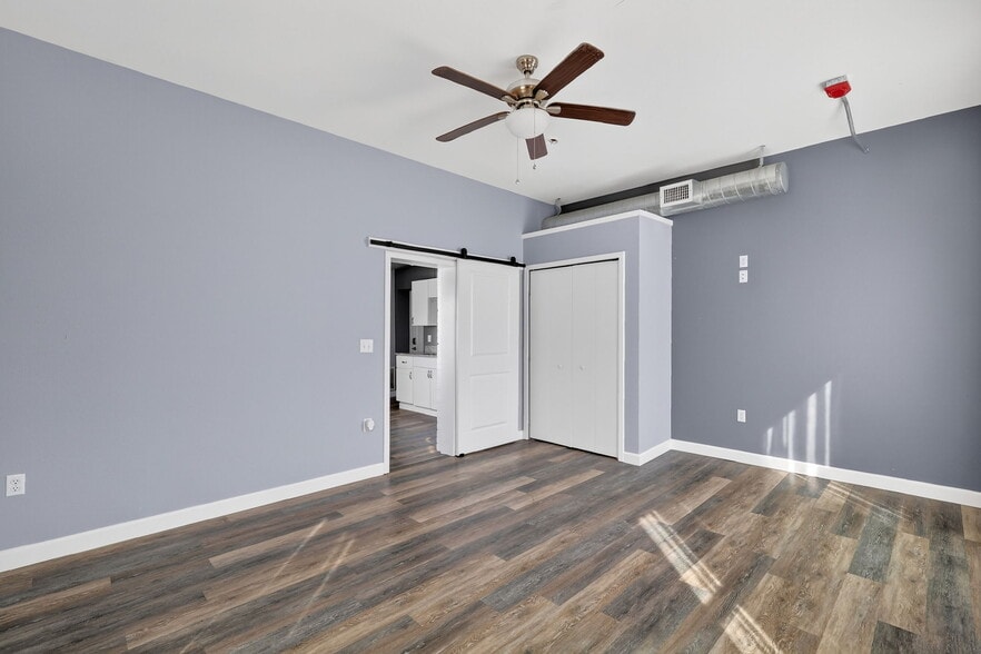 More Photos Of 201 W Main St, Leesburg Storefront For Lease