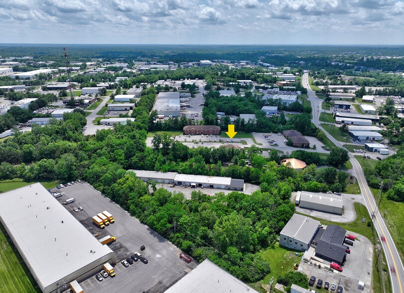 More Photos Of 10609-10611 Watterson Center Ct, Louisville Office For Sale