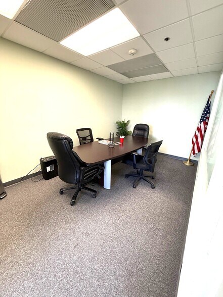 More Photos Of 150 SE 2nd Ave, Miami Office Residential For Sale