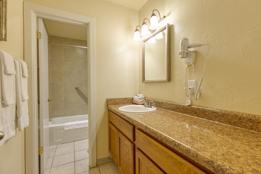 More Photos Of 5829 Buck Springs Rd, Pinetop Hotel For Sale