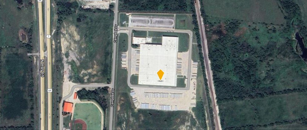 More Photos Of 4805 Campbell Dr, Fort Scott Warehouse For Sale