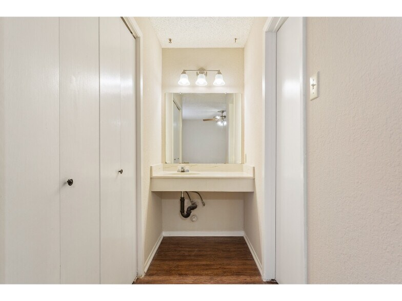 More Photos Of 5506 Kingman St, Waco Apartments For Sale