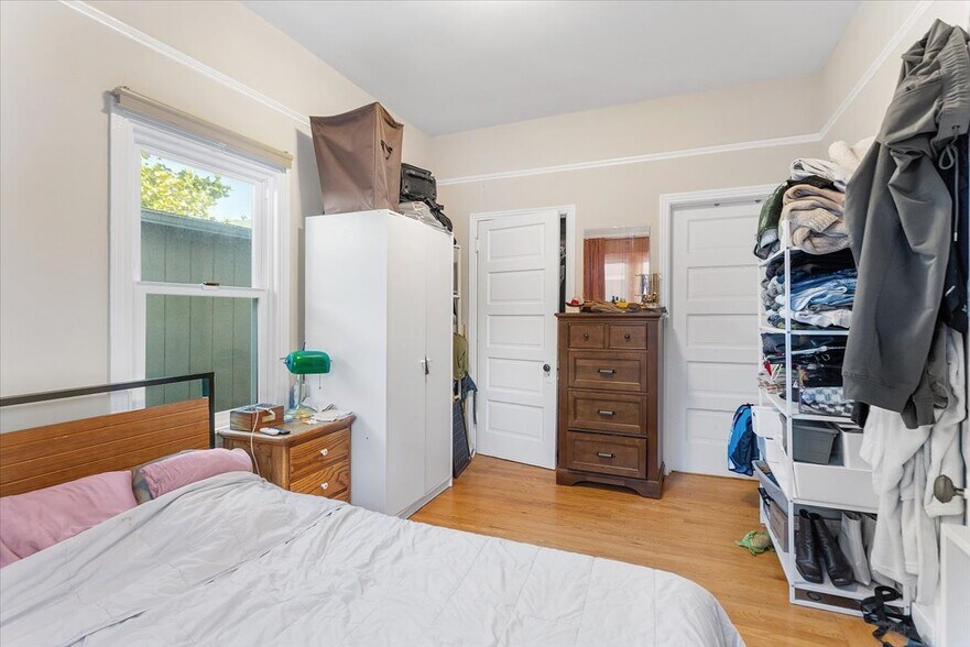 More Photos Of 3110 California St, Berkeley Multifamily For Sale