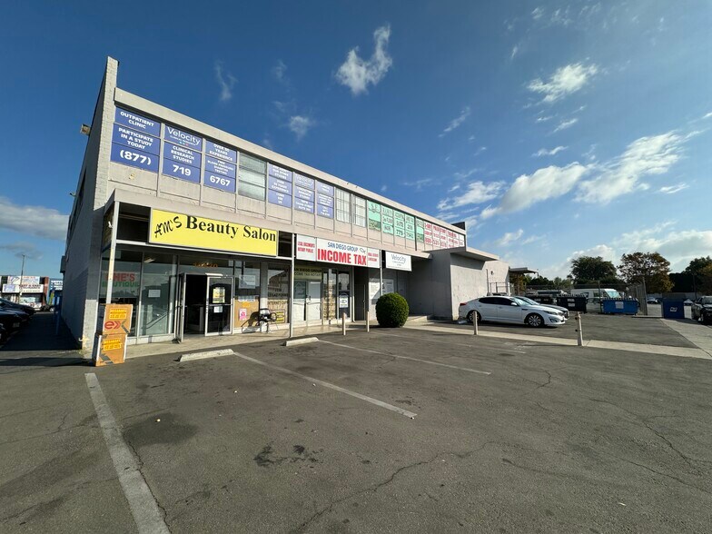 More Photos Of 14416-14420 Chase St, Panorama City Storefront Retail Office For Lease