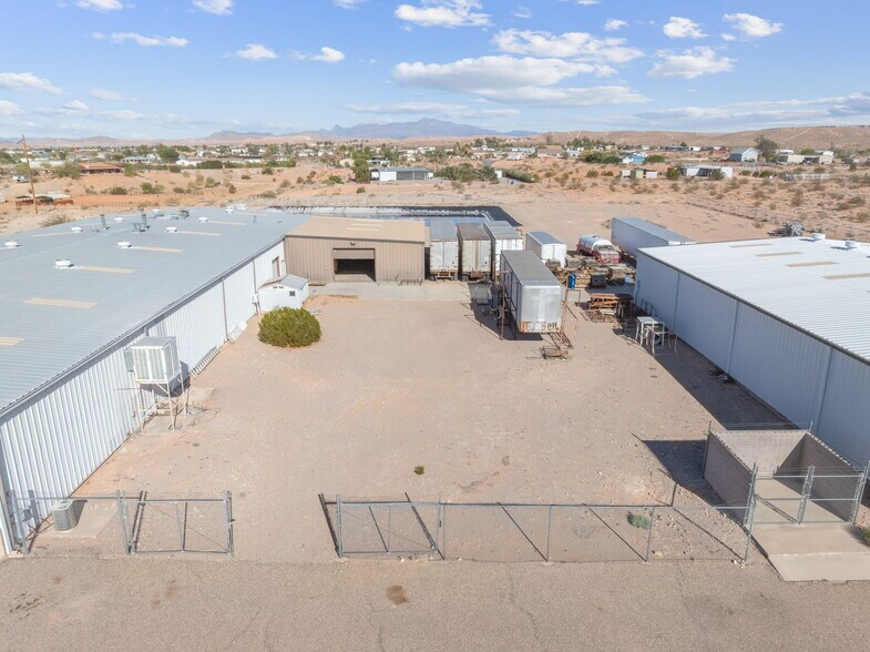 More Photos Of 480 Pat Ave, Overton Industrial For Sale