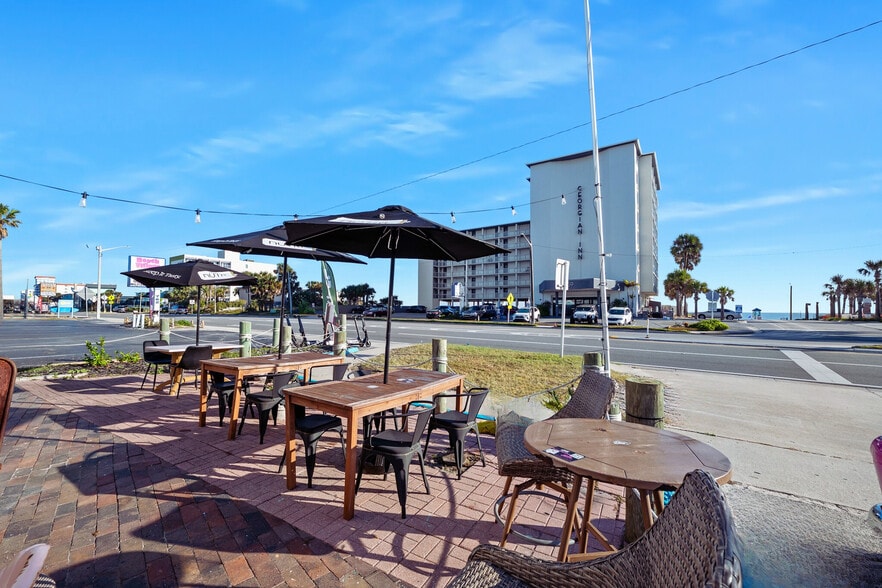 More Photos Of 790 S Atlantic Ave, Ormond Beach Restaurant For Sale