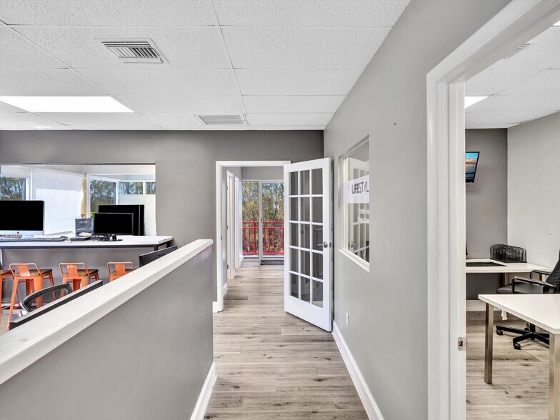 More Photos Of 6175 NW 153rd St, Miami Lakes Medical For Lease