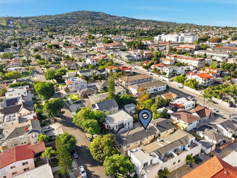 More Photos Of 1136 W 10th St, San Pedro Apartments For Sale