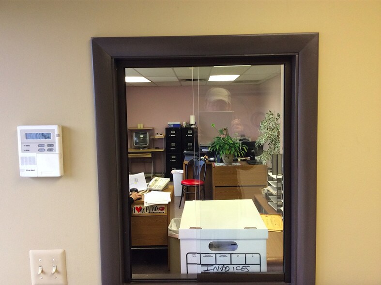 More Photos Of 12303 Delta St, Taylor Industrial For Sale