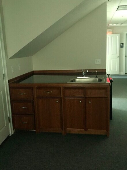 More Photos Of 345 Neponset St, Canton Office For Lease