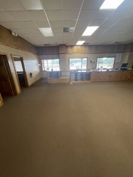 More Photos Of 3455 Keith Bridge Rd, Cumming Freestanding For Sale