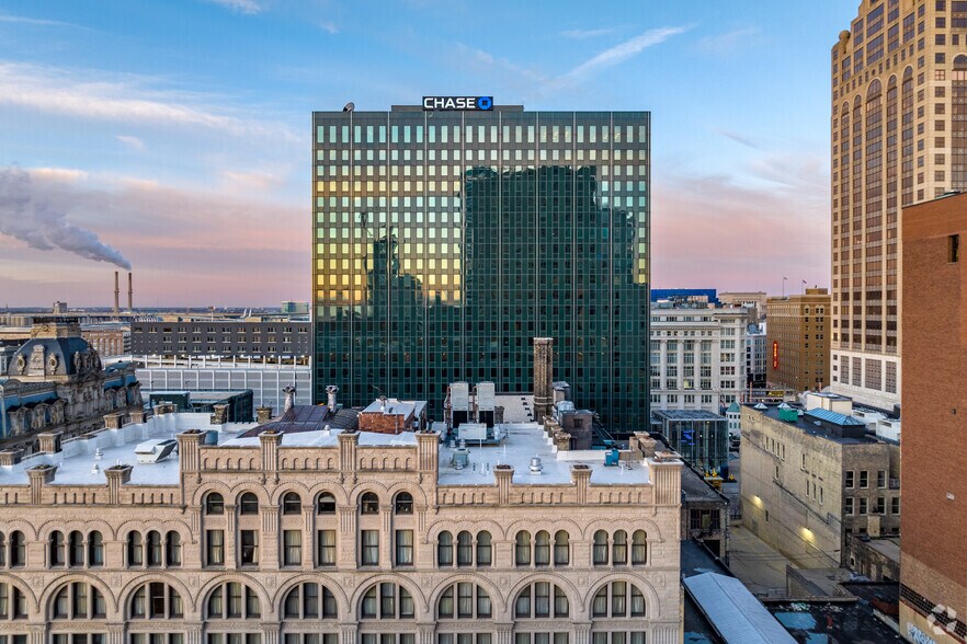More Photos Of 111 E Wisconsin Ave, Milwaukee Office For Lease