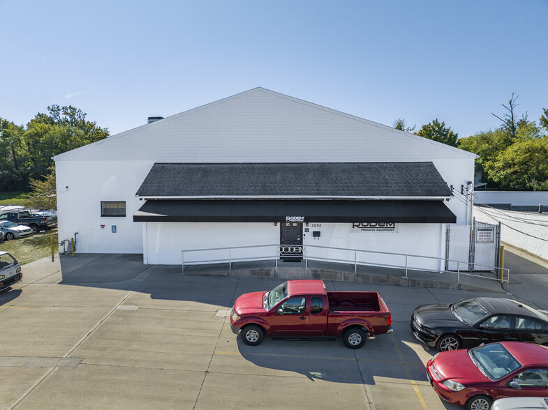 Primary Photo Of 5095 Crookshank Rd, Cincinnati Light Manufacturing For Sale