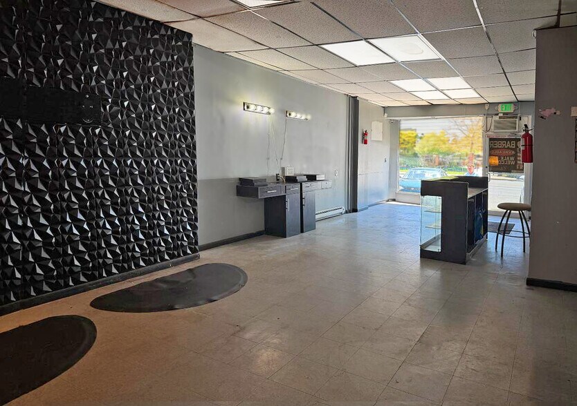 More Photos Of 5447-5459 Park Heights Ave, Baltimore Storefront Retail Residential For Lease