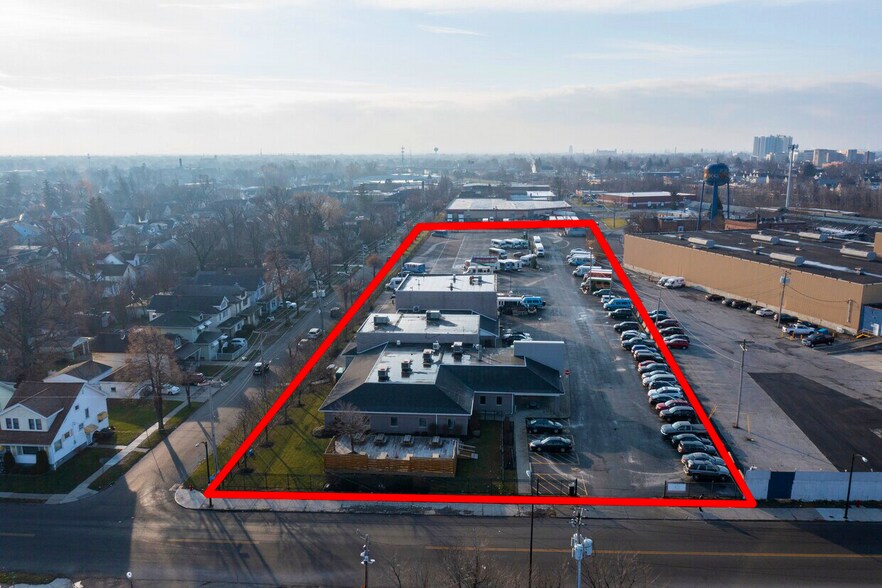More Photos Of 401 E Amherst St, Buffalo Light Distribution For Lease
