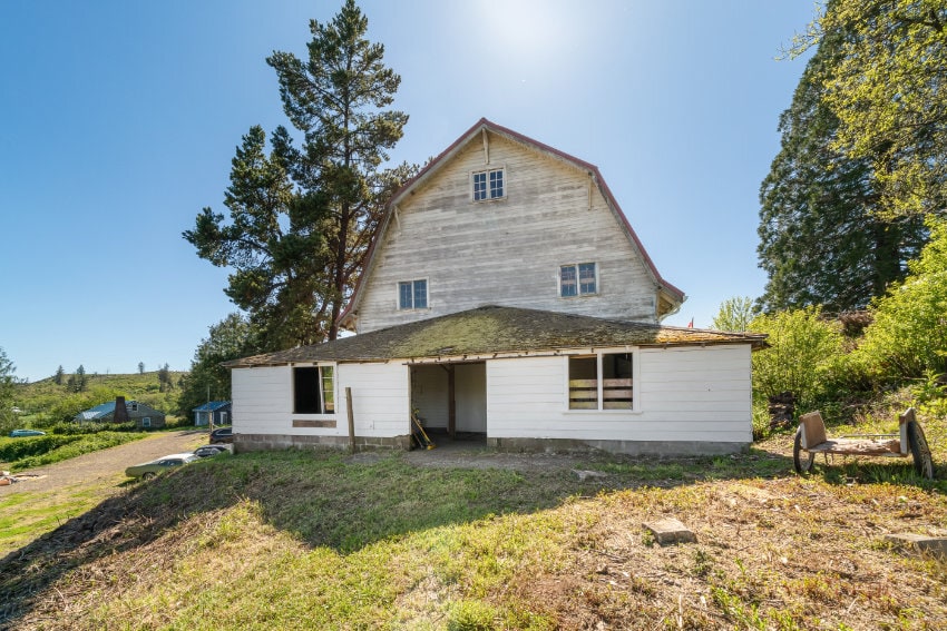 More Photos Of 25 Fraser Rd W, Tillamook Lodge Meeting Hall For Sale